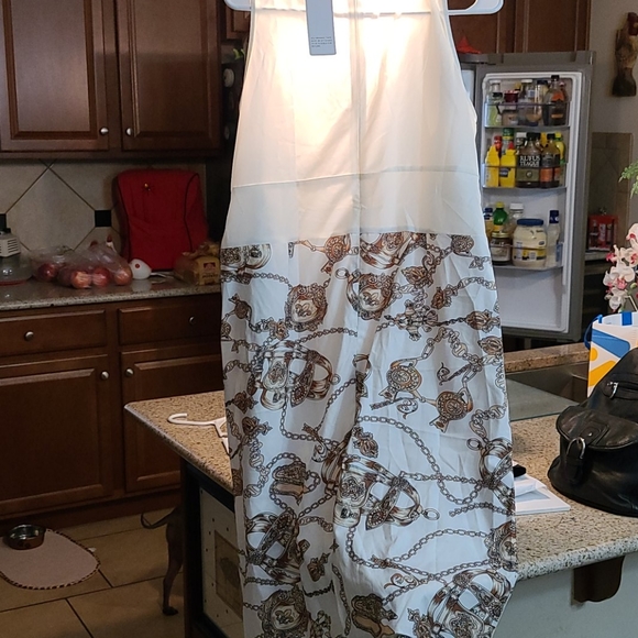 Dress - Picture 2 of 6